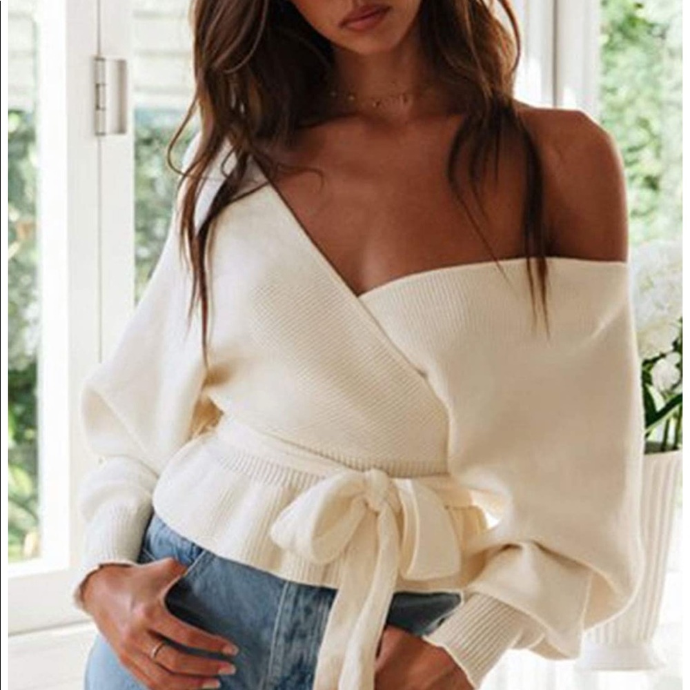 LAST ONE Off-Shoulder Belted Peplum V-Neck Sweater